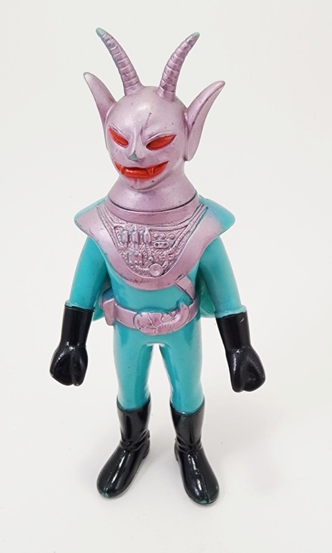 Vintage Takatoku Akumaizer 3 Mezalord Tokusatsu Mini Sofubi Vinyl Figure Japan