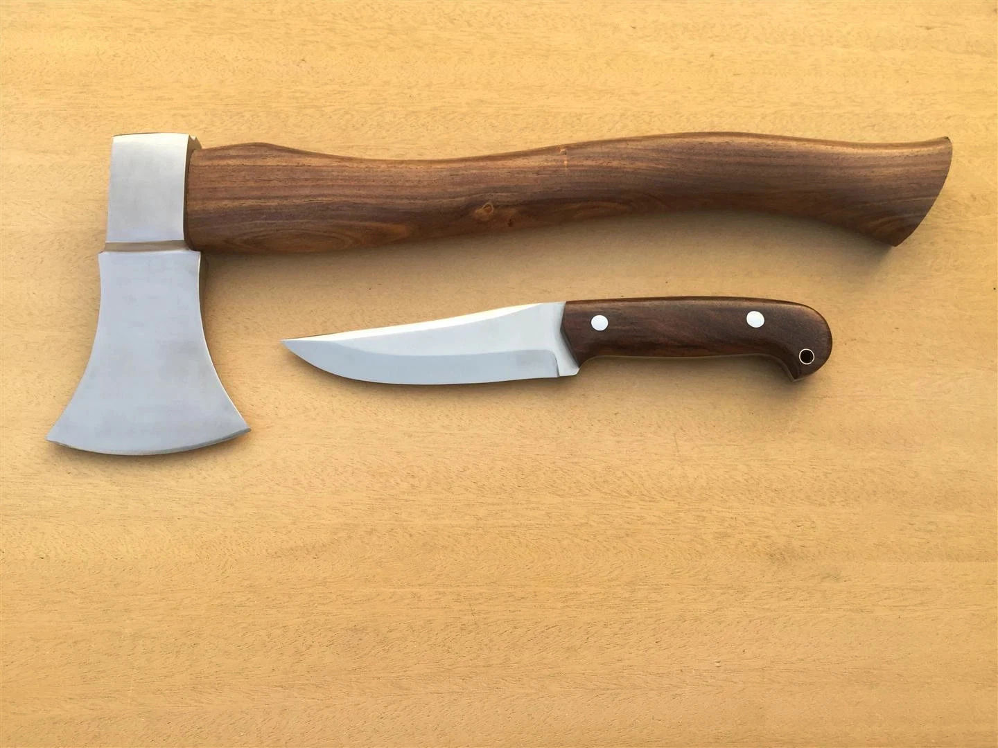 CUSTOM MADE SET OF CAMPING HATCHET AXE & BUSHCRAFT HUNTING KNIFE WITH SHEATHS