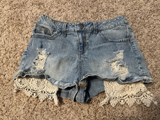 Women's Juniors Shortie Jean Shorts No Boundaries Size 9 or 3 Destroyed - VGUC