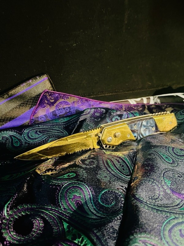 Gold And Blue Stainless Steel Pocket Knife