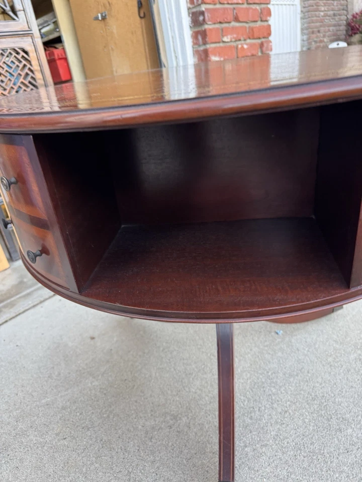 Vintage Antique Mahogany Drum Table Duncan Phyfe  - Image 3 of 4