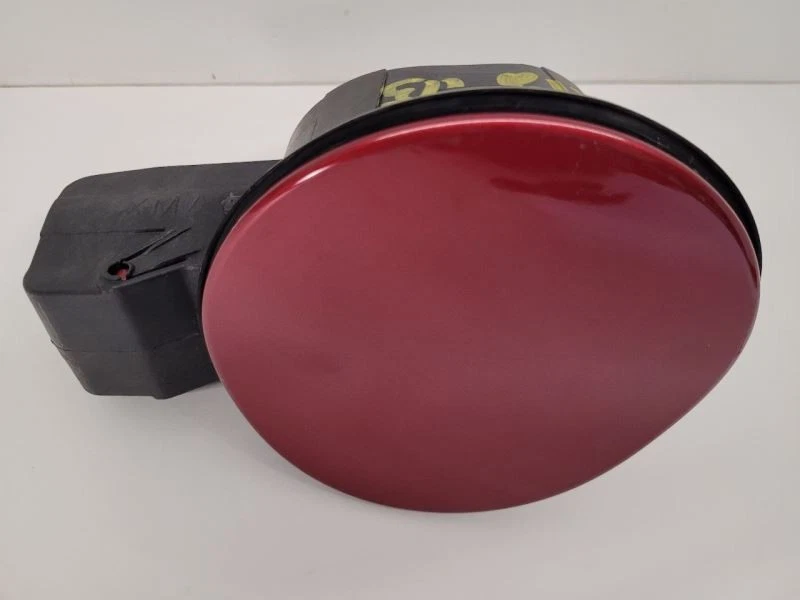 KIA SORENTO 2011 2012 2013 2014 2015 Fuel Filler Door Red 695102P000 11-15 - Image 2 of 4