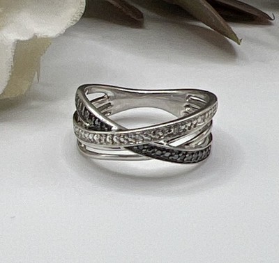 SONNE Sterlingsilber schwarz & weiß Diamant Kreuzung Ring Größe 6,75