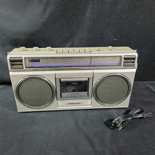 Panasonic RX-4950 Radio Cassette Boombox