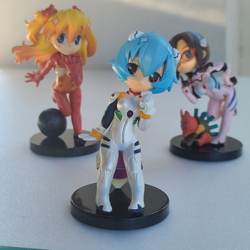 EVANGELION R-Style Petit Figura Rei Asuka Mari EVA Escuela BANDAI Plugsuit Ángulo - Imagen 9 de 13