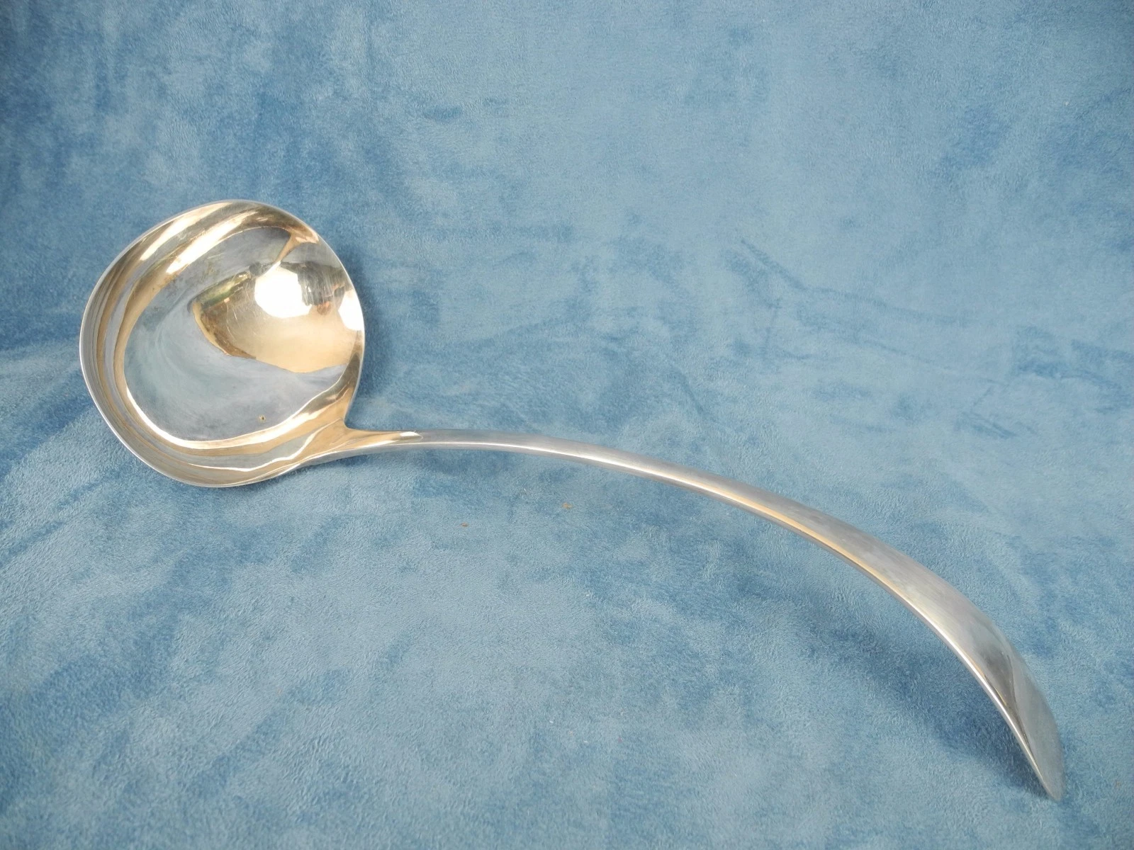 ANTIQUE SIDNEY SILVER JAMES DEAKIN & SONS LADLE 11"