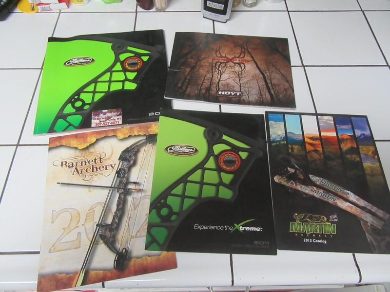Lot of 9 Archery and Knife related catalogs, Hoyt, Barnett, Martin, Benchmade