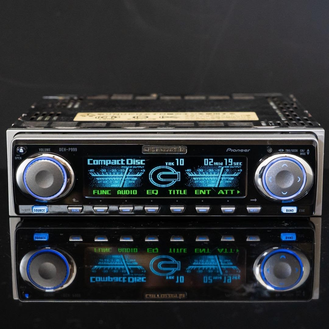 Pioneer carrozzeria DEH-P999 本体 Pioneer Carrozzeria DEH-P999 CD Receiver Fully Functional and