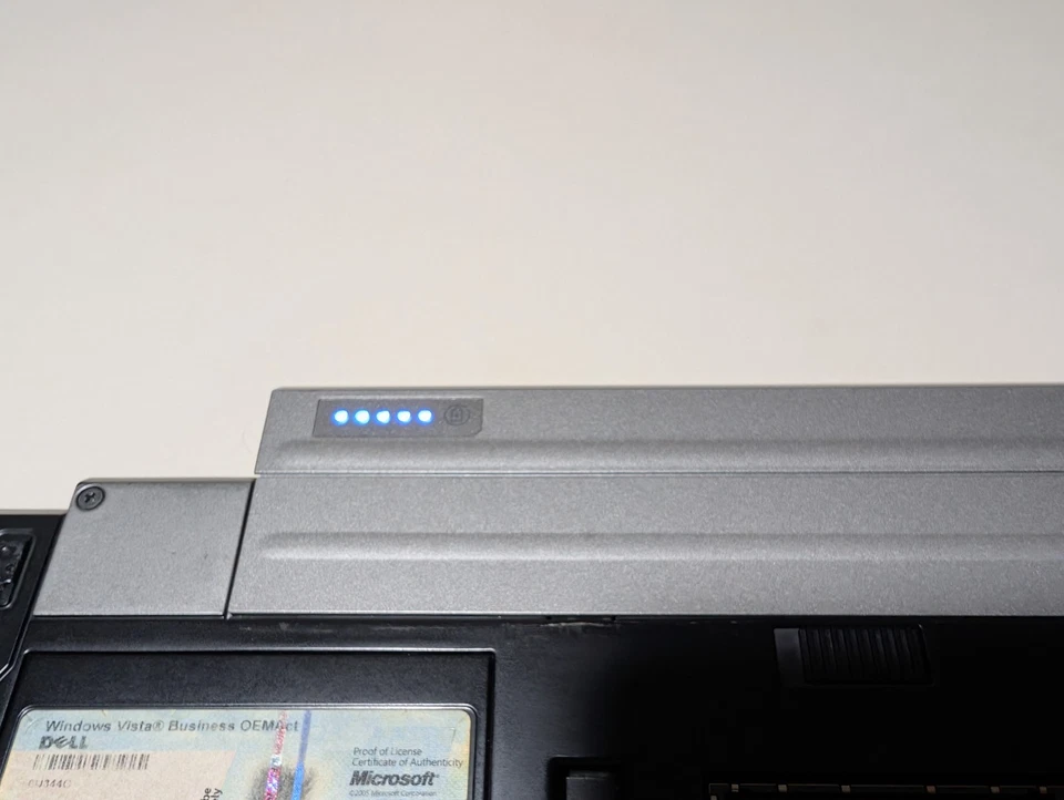 XP! Dell Latitude E4300 — Core 2 Duo • 4GB RAM • 500GB HDD • DVD+RW • Backlit - Image 4 of 4