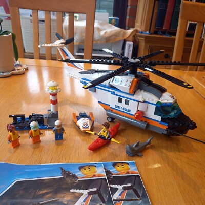 LEGO City “Coast Guard” (60166) Heavy-duty Rescue Helicopter