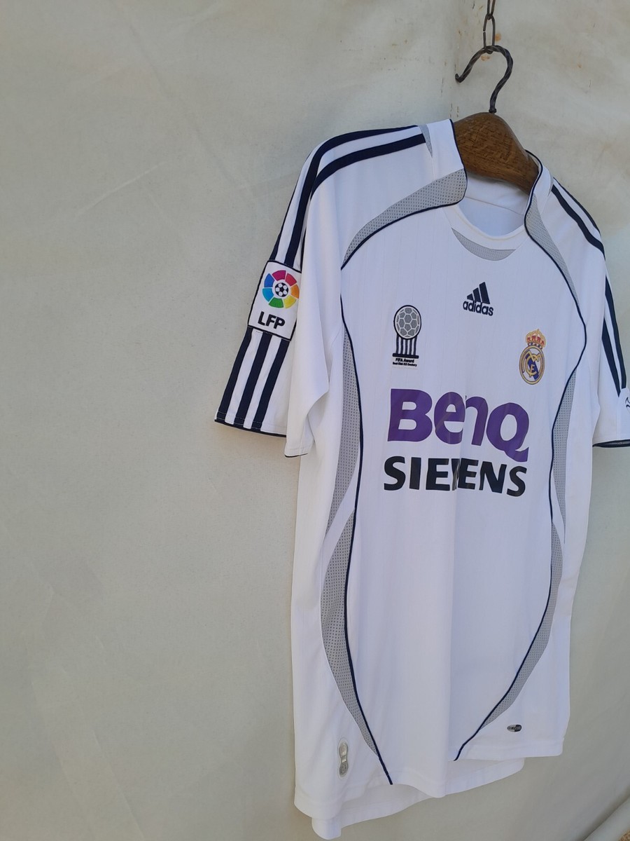 Real Madrid Home Football Shirt Mens L White Adidas FIFA Team Of