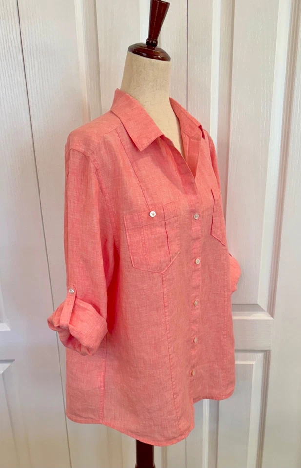 Top para mujer, talla Lg, Tommy Bahama 100 % lino abotonado, coral, manga enrollable Foto 3 de 4