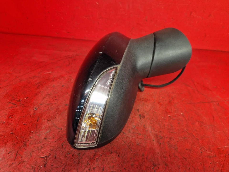 ESPEJO RETROVISOR PUERTA FORD FIESTA MK7 LADO CONDUCTOR OFFSIDE ALA DERECHA 2012 5 PUERTAS Foto 4 de 4