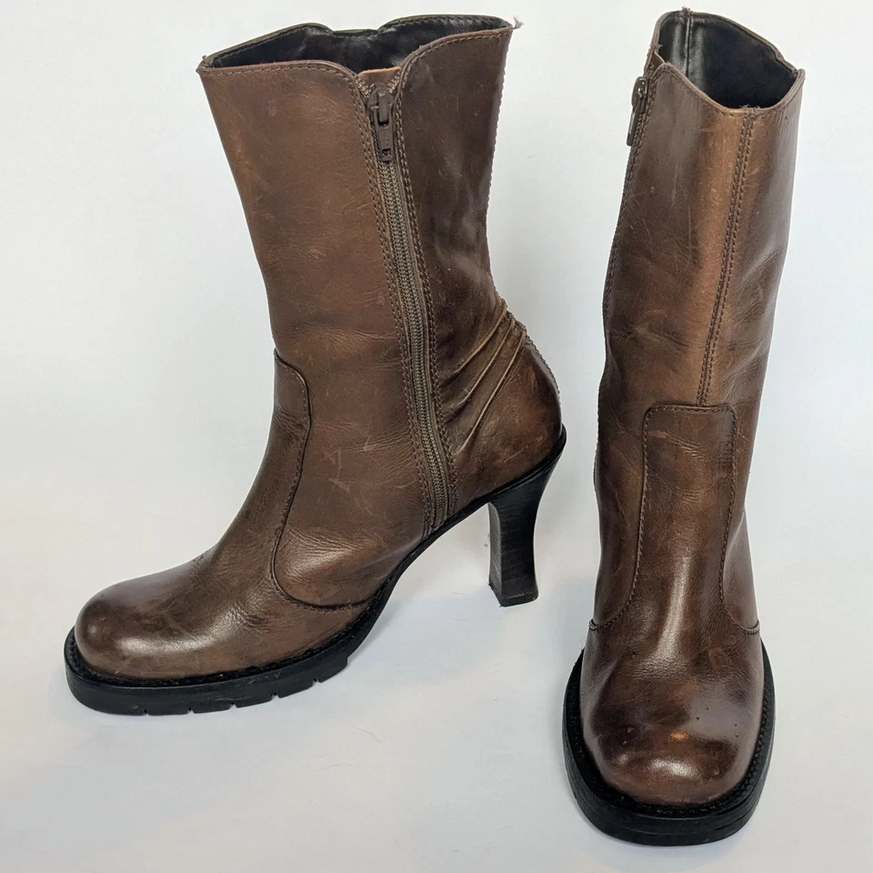 BOTAS VINTAGE Y2K STEVE MADDEN Kinko marrón punta cuadrada para mujer 8 Hechas en Brasil Foto 4 de 4