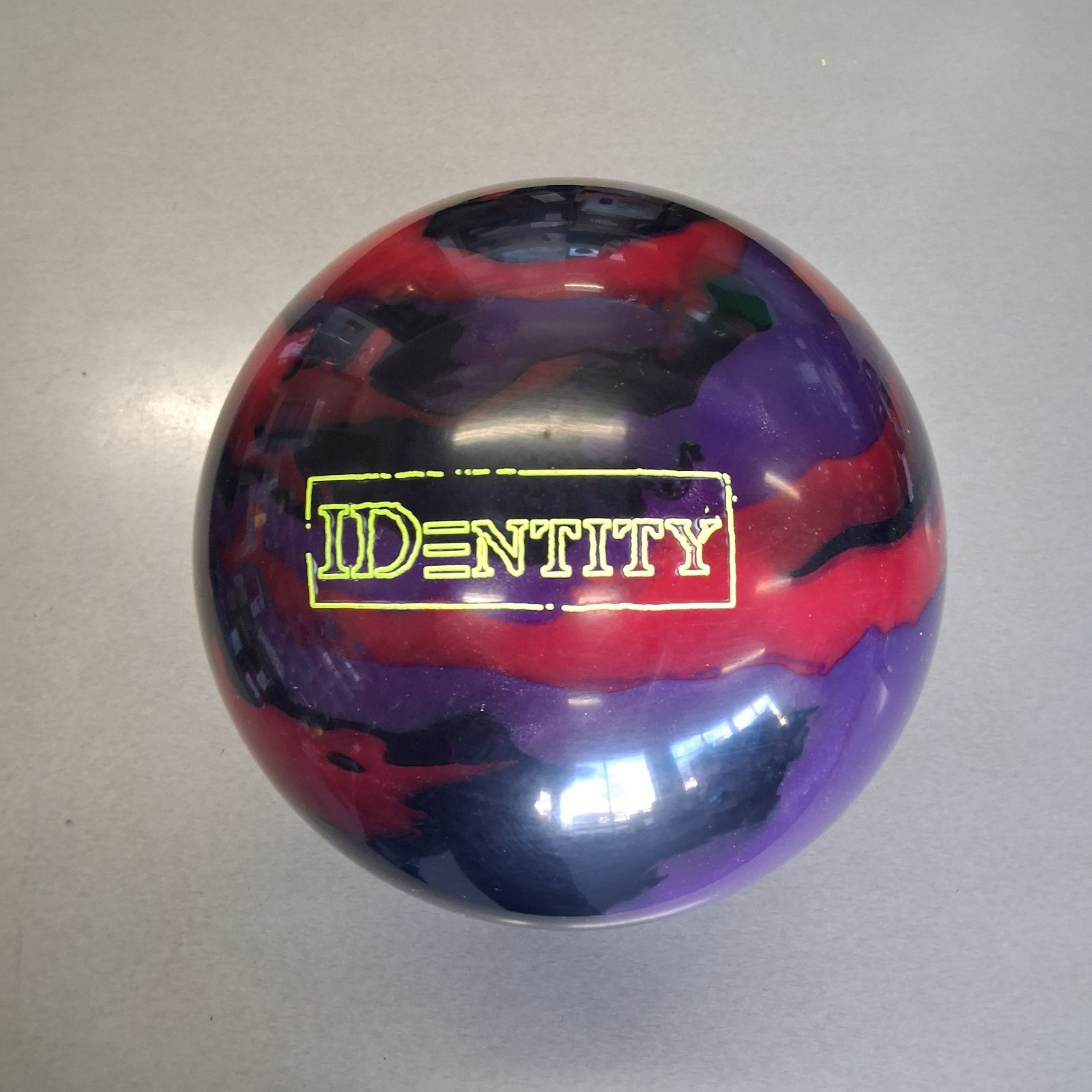 Storm IDentity Black/Cherry/Purple 1st quality  bowling ball