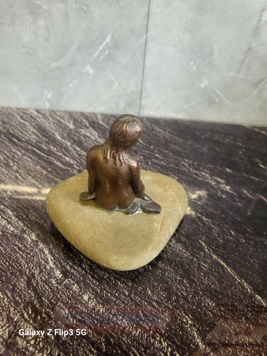 3.5” Pair Of Copenhagen Little Mermaid copper on Rock Small - - Foto 4 di 11