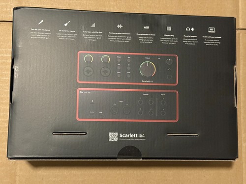 Focusrite Scarlett 4i4 4th Gen Studio Recording USB Audio Interface SEALED - Picture 2 of 2