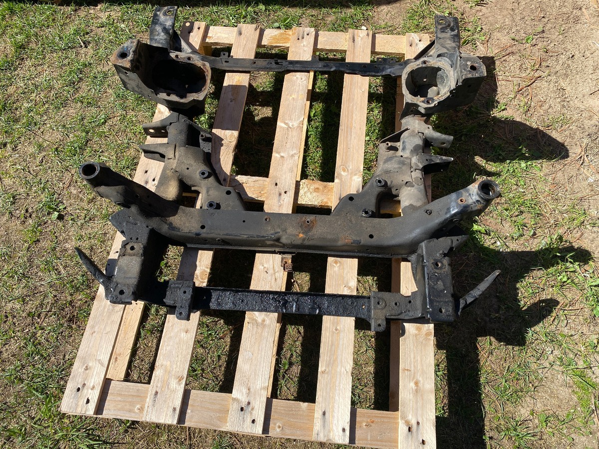 GENUINE BMW X5 E70 X6 E71 Front axle support 31116779357 | eBay