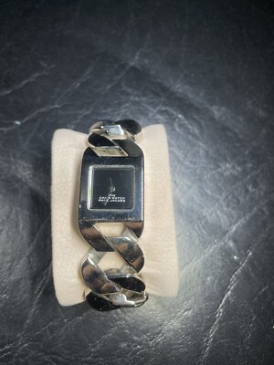 Marc Jacobs The Chain Quartz Black Dial Ladies Watch MJ0120197282