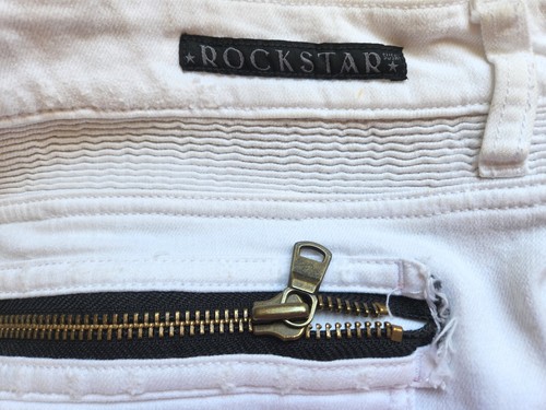 Pantalones de mezclilla RockStar originales para hombre blancos rasgados 42 x 34,5 - Imagen 8 de 15