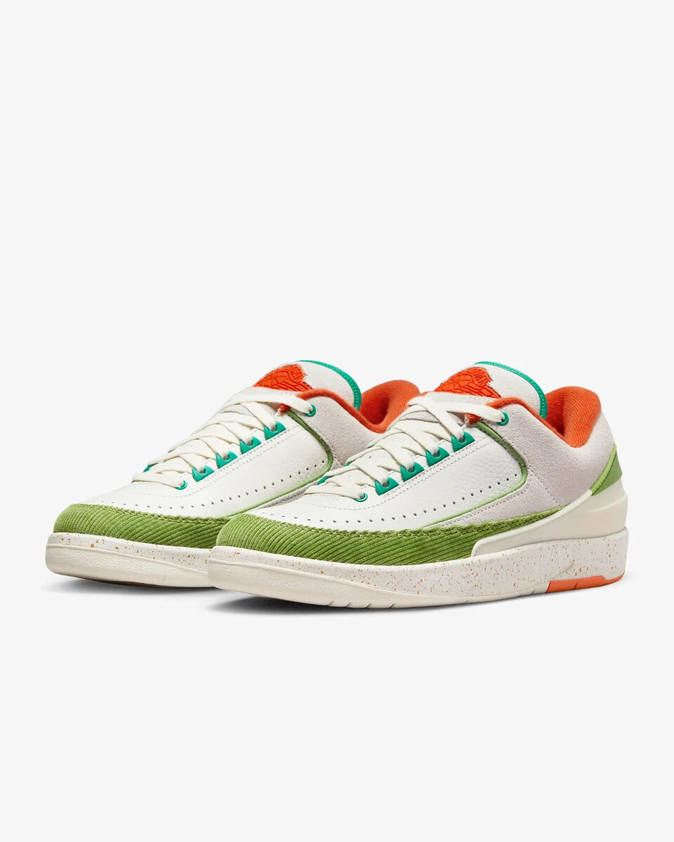 Air Jordan 2 Retro Low White / Orange / Green Sz 8.5 Womens Air Jordan 2 Retro Low White / Orange / Green Sz 8.5 Womens