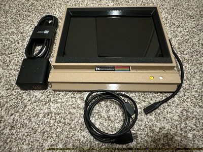 Commodore 1702 LCD Display Monitor