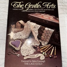 LES ARTS DOUX par Helen Cavanagh THE LACE GUILD bobine à aiguille tricotée au crochet