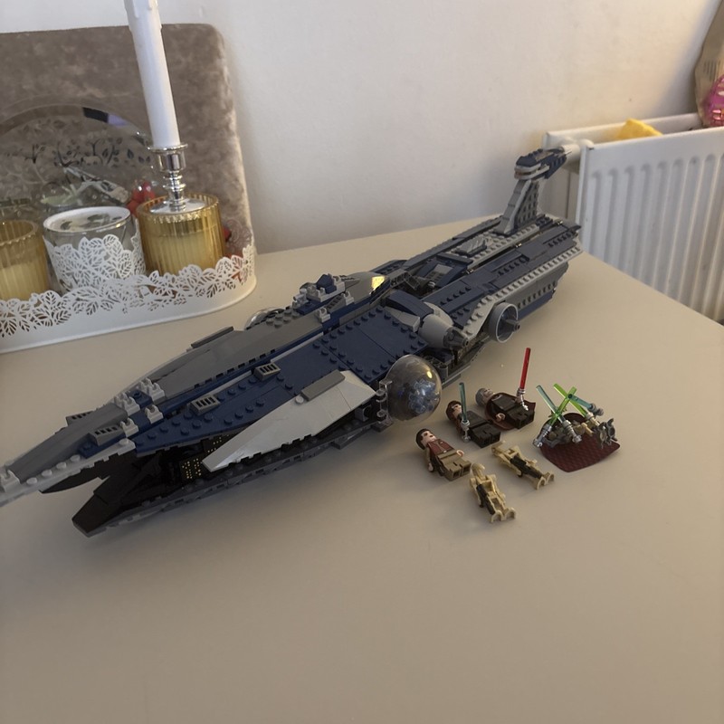 LEGO Star Wars 9515 The Malevolence – 100% Complete – All Minifigures – Rare