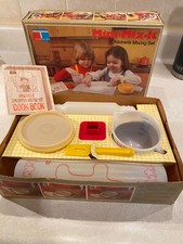 Complete 1979 Tupperware Toys Mini Mix It Set Children  s Mixing Set Used VTG
