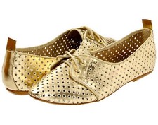 BETSEY JOHNSON GOLD FLATS   NEW   SIZE 6