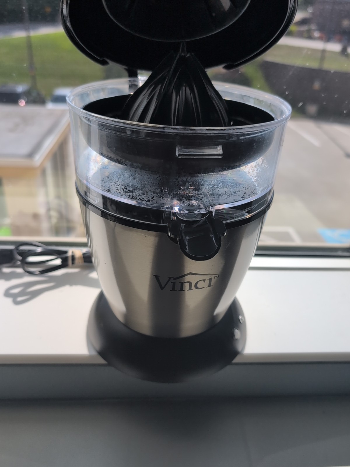 Hands Free Electric Citrus Juicer Machine
