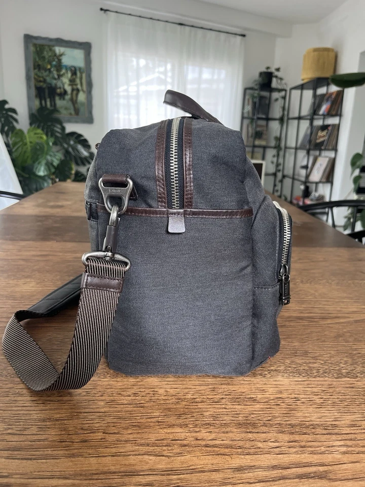 Bolso esencial TUMI Alpha Bravo Everett unisex 22340ATH2 Foto 4 de 4