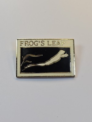 Frog's Leap Winery California Souvenir Lapel Pin