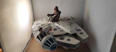 Disney Store TOY BOX Star Wars Millennium Falcon Lights And Sound And  Figures UK