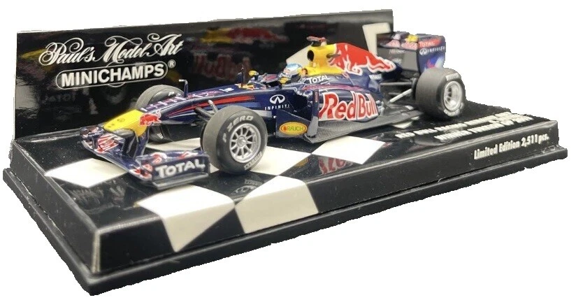 MINICHAMPS Renault Diecast Formula 1 Cars 2011 Vehicle Year