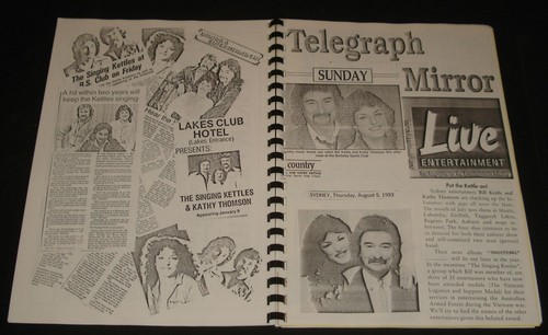 BILL & KATHY KETTLE ( Singing Kettles ) PROMO PORTFOLIO BOOK W/- SIGNED PHOTO - 第 8/15 張圖片