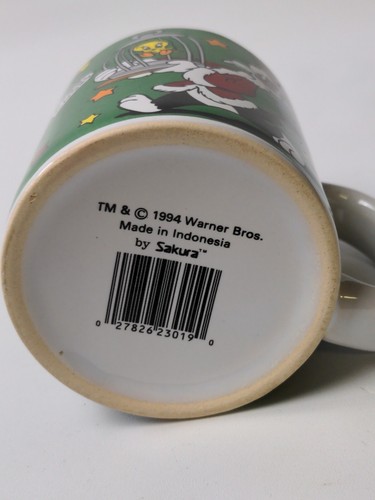 Vintage 1994 Looney Tunes Sylvester and Tweety Christmas Holiday Coffee Cup Mug - Picture 6 of 7