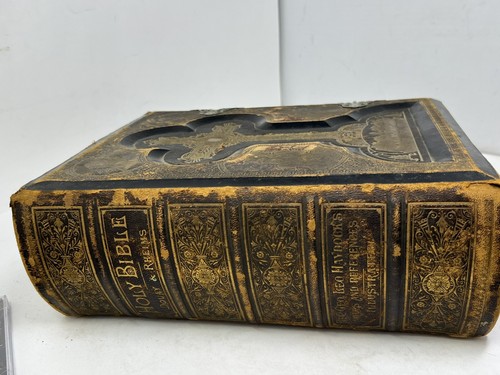 RARE Antique Holy Bible 1883 Leather Illustrated Family - Imagen 22 de 23