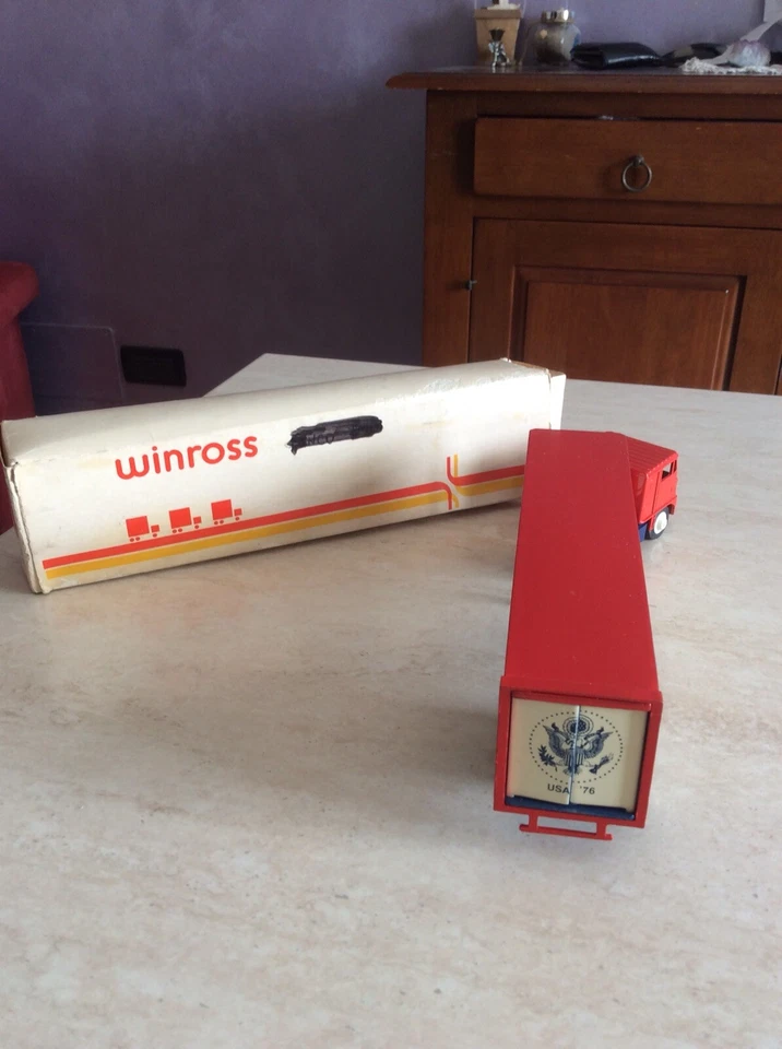 Rarissimo camion a rimorchio Delaware The 1 St Winross 1976 in box 1:64 made Usa - Immagine 4 di 4