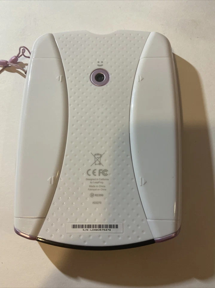 LeapFrog Leap Pad 2 Explorer Learning System: Purple & White, Excellent, 2-10 yr - Image 3 of 4