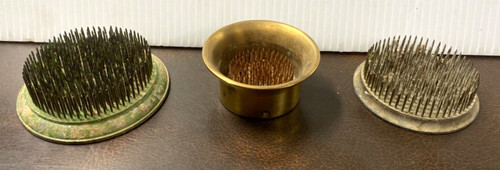Vintage Metal Flower Frogs Spike Pin Floral Holder Round Lot Of 3 (FC116-1Q1461