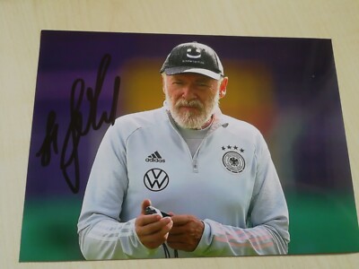 HERMANN GERLAND - FOOTBALL LEGEND - 13 X 18 cm Photo with ORIGINAL autograph