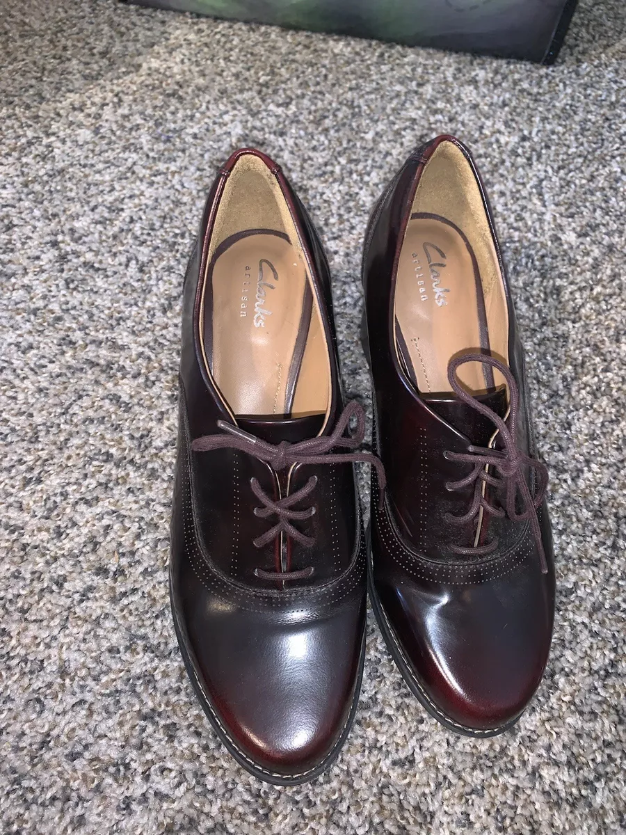 lyse elektropositive Tak for din hjælp Clarks Artisan Women's Oxford Shoes With Heel in Maroon Size 7 GREAT SHAPE | eBay lyse elektropositive Tak for din hjælp Clarks Artisan Women's Oxford Shoes With Heel in Maroon Size 7 GREAT SHAPE | eBay