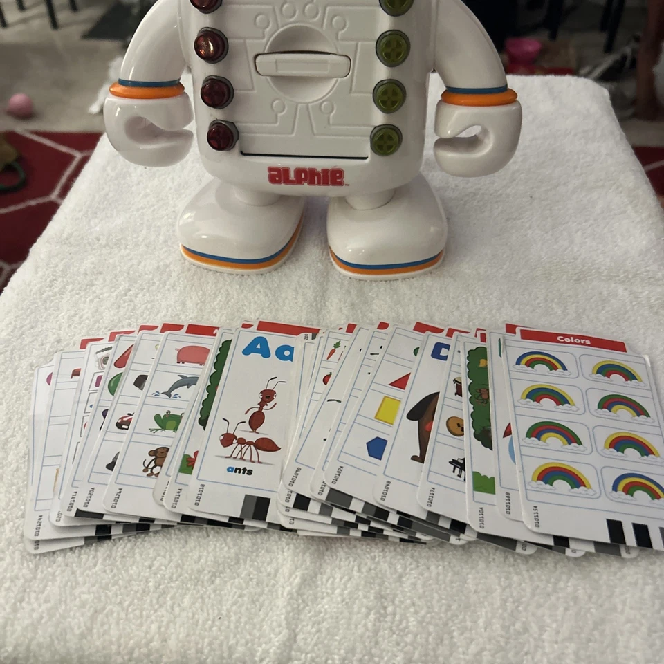 Playskool Alphie Robot 2010 with Cards - Image 2 of 4