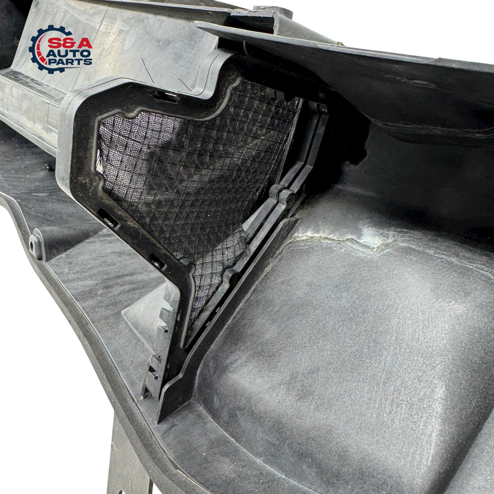 2017 - 2020 MASERATI GHIBLI UNDER COWL PANEL STEP AIR FILTER HOUSING OEM