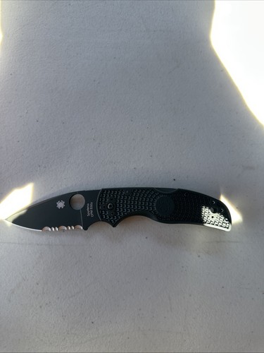 Spyderco Native 5 Full-Flat Grind CPM S30V Stainless Steel Blade Folding Knife - Picture 2 of 6