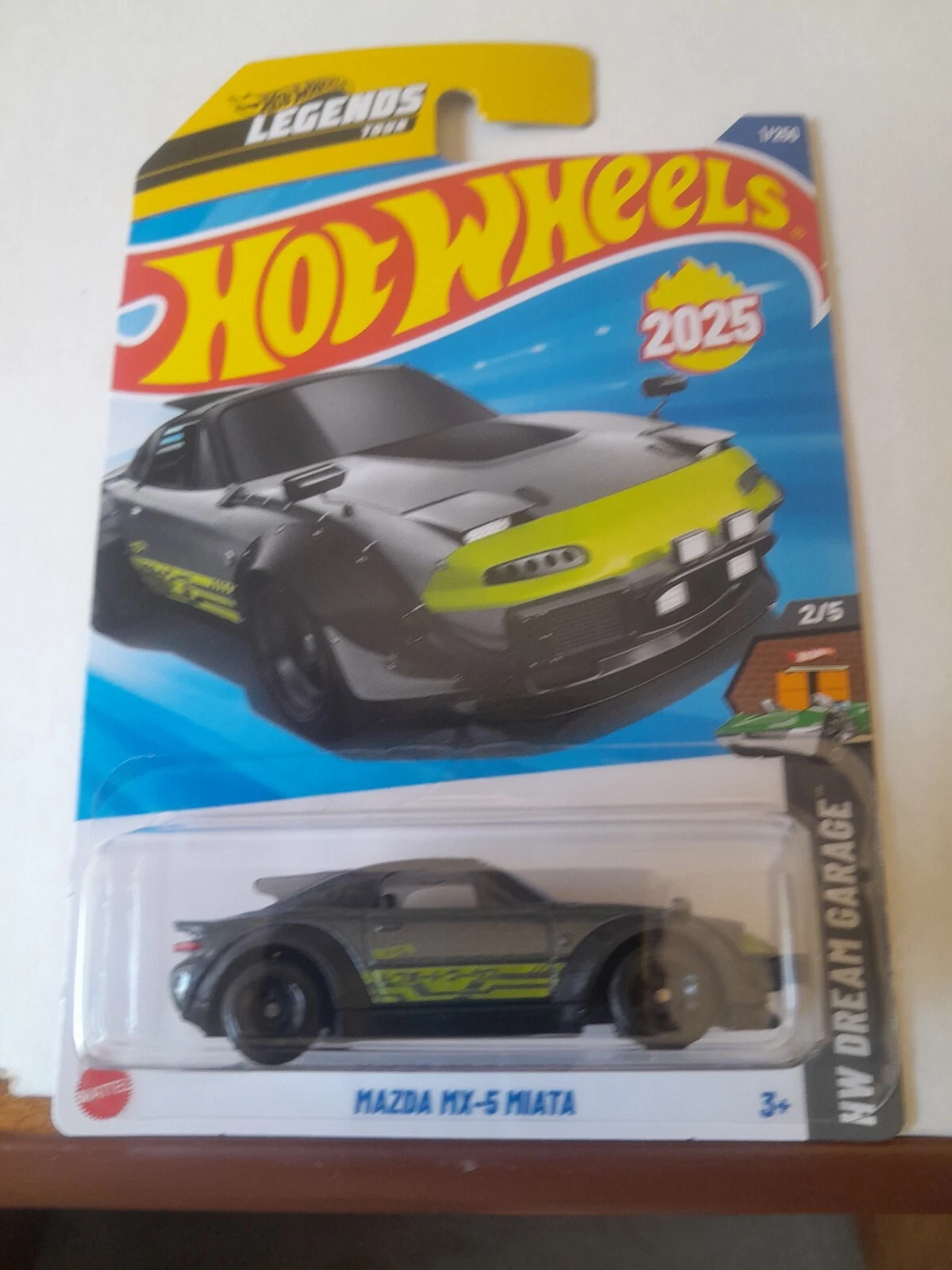 Picture 1 of 1