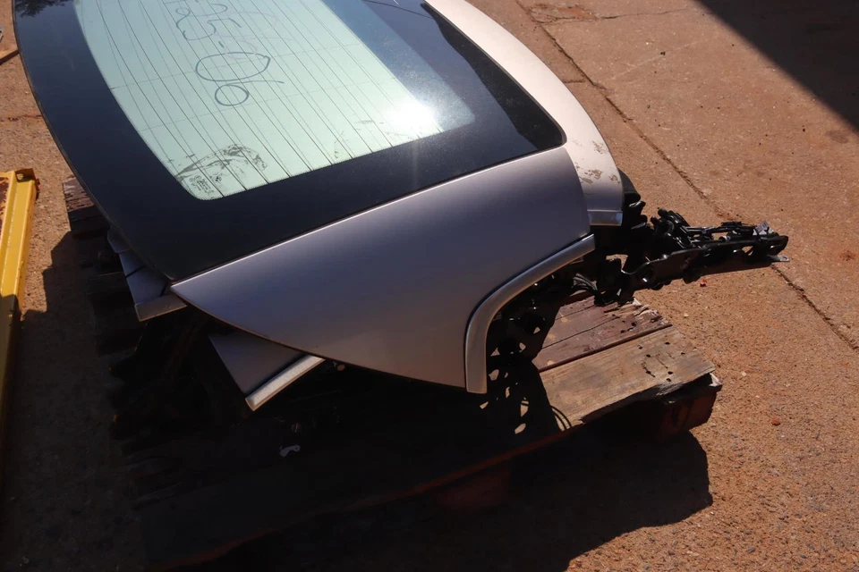 2007-2013 BMW 335I E93 ТРАНСФОРМИРУЕМЫЙ ЗАДНИЙ ВЫДВИЖНОЙ ЖЕСТКИЙ ВЕРХ КРЫШИ С СТЕКЛОМ OEM - Изображение 2 из 4