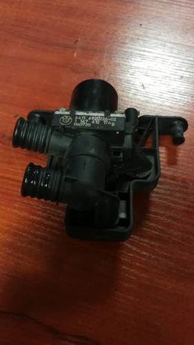 BMW 5ER E60 E61 DIESEL WASSERPUMPE HEIZUNG VENTIL PUMPE 6920226