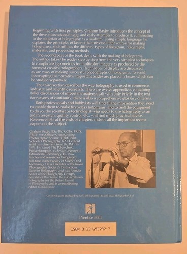 PRACTICAL HOLOGRAPHY By Graham Saxby 1st Edition 1988 Hardcover - Imagen 3 de 3